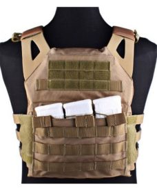 Gilet tactique tan Airsoft JPC avec plaques Emerson